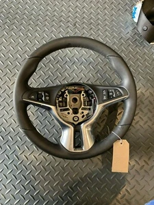 VAUXHALL ADAM (2019) LENKRAD MIT MULTIFUNKTIONSBEDIENELEMENTEN 39078441 - Bild 1 von 5