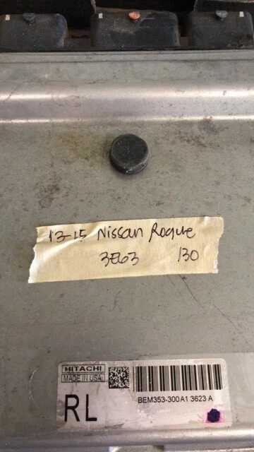 Computadora Nissan Rogue ECM 2013-2015 ECU BEM353-300 Foto 1 de 1