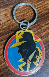 Vintage 1990 Disney Dick Tracy Shadow Movie Metal Enamel Keychain - Picture 1 of 2