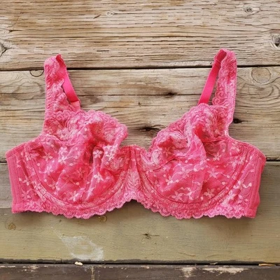 Sujetador con aros 36D Fredericks Hollywood semi transparente bordado encaje rosa Foto 1 de 3