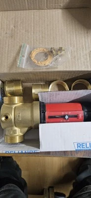Rwc Reliance 315i Dn32 1 1/4" Pressure Reducing Valve 5-10 Bar Pred315120  - Image 1 of 2