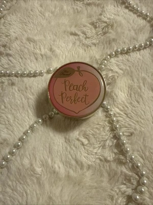 TOO FACED 3.5g Peach Perfect Mattifying Loose Setting Powder Translucent BNIB - Image 1 of 2