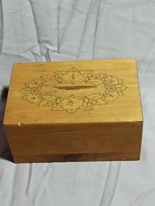 Vintage Toystalgia Wooden Music Box Bank - Plays "Music Box Dancer"  - Picture 1 of 5