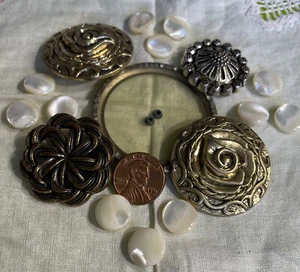 Estate Crafting Plastic Mixed Lot Sewing Buttons J-59a - Picture 1 of 6