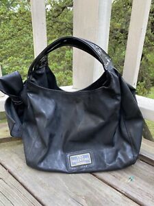 Authentic Valentino Garavani Nuage Lacca black patent leather hobo Bow Bag M