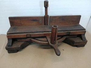  Wood Miter Box Farm County Cottage Decor Antque Primitive 1880-1910 Carpenter  - Picture 1 of 11