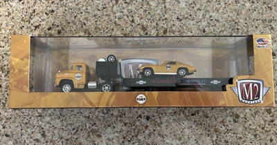 M2 Machines Auto Haulers 1958 Chevrolet S15 & 1966 ChevroletCorvett 327 1:64 - Image 1 of 4