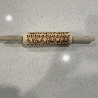 Rodillo Navidad Vacaciones Madera Repujado Reno Árbol y Copo de Nieve Diseño Foto 1 de 4