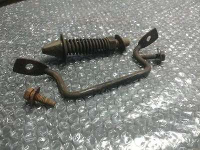 1966 Ford Thunderbird защелка капота и спейд. - Изображение 1 из 4