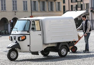 MANUALE DI RIPARAZIONE OFFICINA PIAGGIO APE CLASSIC ITALIANO SU PDF USB - Imagen 1 de 5