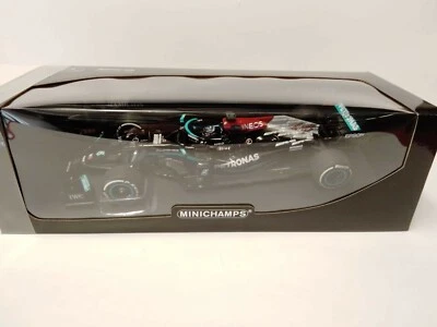 Minichamps Mercedes AMG W12 Lewis Hamilton winner Bahrain GP 2021 1/18 110210144 - Immagine 1 di 2