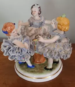 MZ IRISCHES ""DRESDEN SPITZEN"" STIL PORZELLAN IM RING UM DAS ROSENMUSTER blau - Bild 1 von 13