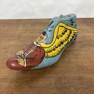 Zapato de madera vintage pintado a última mano arte popular mexicano firmado - Imagen 1 de 9