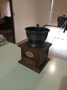Coffee grinder 13x13x22 size - Picture 1 of 6