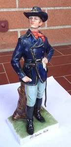 Statua porcellana CAPODIMONTE BRUNO MERLI Ufficiale Nordista USA Guerra Civile - Picture 1 of 4