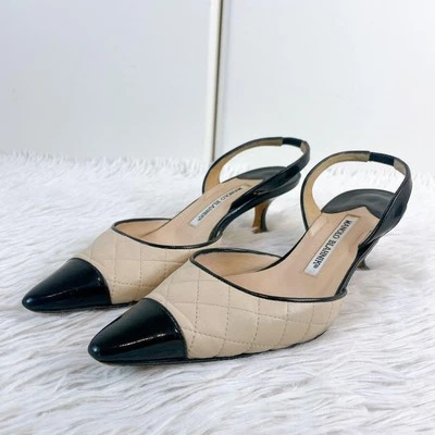 Zapatos de salón Manolo Blahnik negros beige acolchados charol talla 36/US 6 Foto 1 de 4