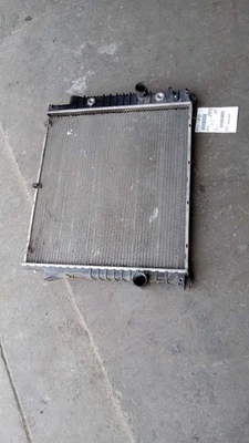 Radiador JAGUAR XJ8 98 99 00 01 02 03 Foto 1 de 4