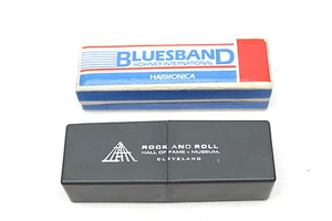 2 Hohner Classic Mundharmonikas R&R Museum Souvenir + Bluesband Modell mit Anleitung   - Bild 1 von 4