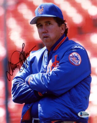 FOTO 8x10 firmada por Davey Johnson autografiada gerente de los Mets de Nueva York Beckett Bas Foto 1 de 2