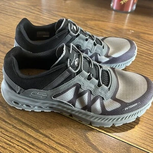 Women’s Skechers Outdoor Slip On Shoes Gray & Black Sneakers 8.5 - Bild 1 von 10