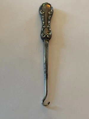 Silver handled hallmarked button hook - Birmingham - 1918 - BPDC - Image 1 of 4