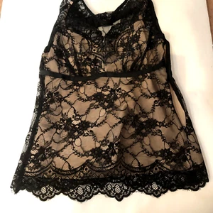 Ann Taylor Women’s Size 2P Small Black Sleeveless Lace Lined Tank Top NWT - Picture 1 of 9