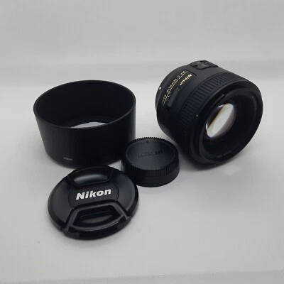 Lente fija Nikon AF S NIKKOR 85 mm f/1,8G Foto 1 de 4