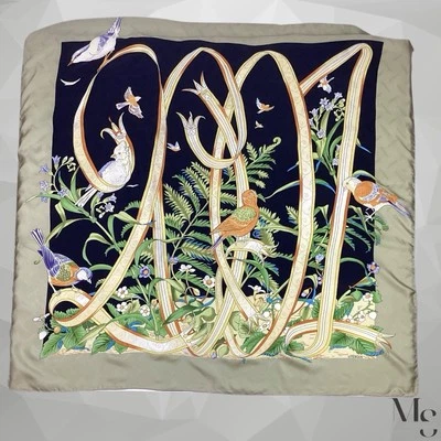 Bufanda de seda UTERQUE negra verde con estampado de flores y pájaros SQR 41,5" EX ESTADO Foto 1 de 4