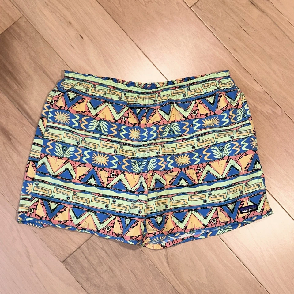 Pantalones Cortos Patagonia Baggies High Hopes Geo Salamandra Verde 5” Entrepierna Para Hombre XL Foto 1 de 4