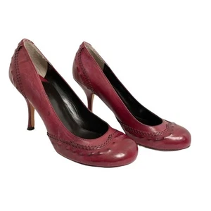 Max Studio Woman's Burgundy Oxford Round Toe Heels Size 6 - Picture 1 of 10