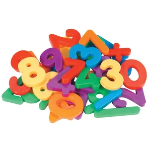 Letras y números magnéticos jumbo de recursos de aprendizaje - Imagen 1 de 1