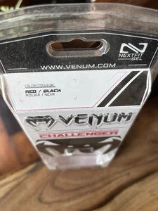 Venum Challenger Mouth Guard Red and Black. Senior 11+ - Picture 1 of 9