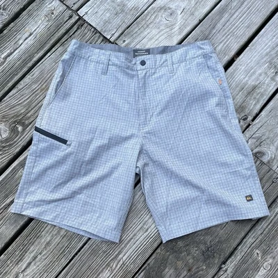 Bermuda híbrida Quicksilver Waterman masculina tamanho 31 verde elástica praia ao ar livre - Imagem 1 de 4