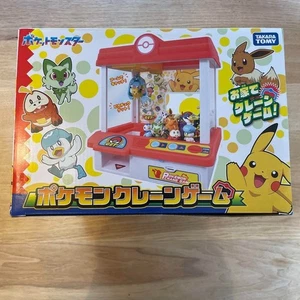Takara Tomy Pokémon Claw Machine Game w/ Pikachu Figure Toy NEW - Picture 1 of 2