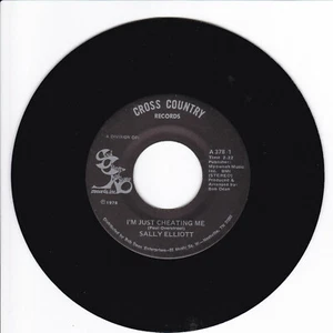 SALLY ELLIOTT I'm Just Cheating Me VG+ 45 RPM - Imagen 1 de 2