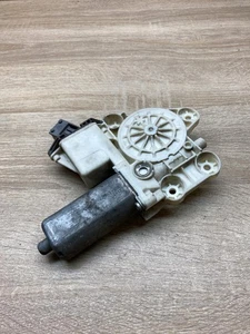 0130822031 999060 102 front door window regulator motor toyota corolla e120 e13 - Picture 1 of 7