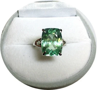 Zafiro Parti verde brillante - gema natural - oro blanco macizo de 14 k Foto 1 de 4