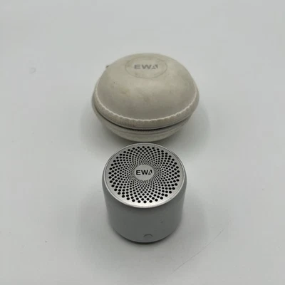 Altavoz Bluetooth Portátil EWA A106 Pro con Estuche de Viaje Sin Cargador ¡Envío Gratis! Foto 1 de 4