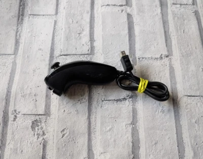 Official Nintendo Wii Nunchuk - Black - Great Condition - Image 1 of 3