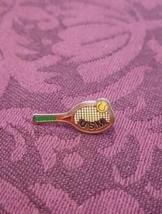 Pin's Pins Pin Enamel 18 TENNIS Club Raquette "U.S.M." - Picture 1 of 2