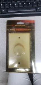 RadioShack Mono Volume Control Wall Mount Plate White Audio Switch 40-993 - Picture 1 of 2