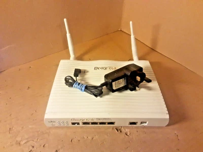 DrayTek Vigor2832n ADSL2+ Wireless Security Firewall + PSU - Image 1 of 4