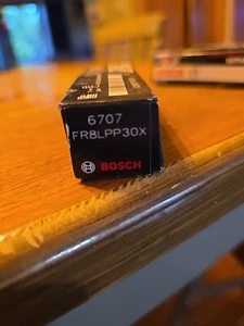 6707 Bosch Platinum Bujía Cantidad Una Bujía 6707 - Imagen 1 de 2