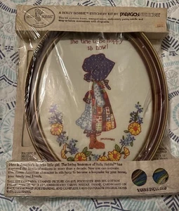 "Time to be Happy" Holly Hobbie Stitchery Kit by Paragon Needlecraft Kit # 0190 - Picture 1 of 6