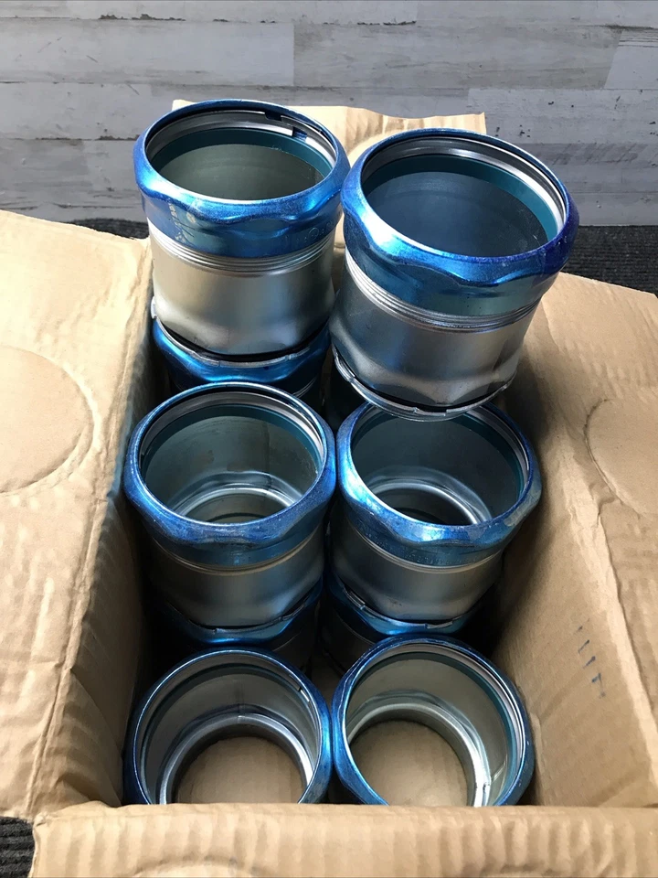 NOVA CAIXA DE 12 Topaz 658SRT Raintight EMT conector de compressão 3" - Imagem 1 de 4