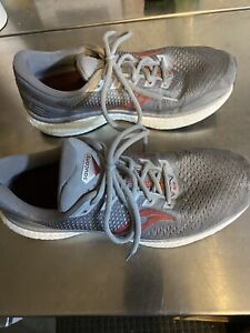 Saucony Triumph Men’s Running Shoes Size 10 Gray