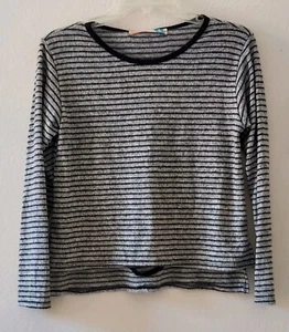 Vintage Havana Women's Top Size XL Gray/Black Stripes Lace Up Back Pullover NWT - Picture 1 of 8