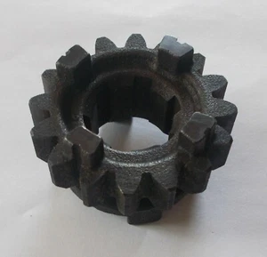 SUZUKI OEM 3RD GEAR DRIVE 24231-05D01-000 (MH) - Picture 1 of 2