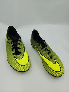 Nike Bravata II FG Soccer Futbol Cleats Youth Size 4.5Y Black Volt 844442-070 - Picture 1 of 9