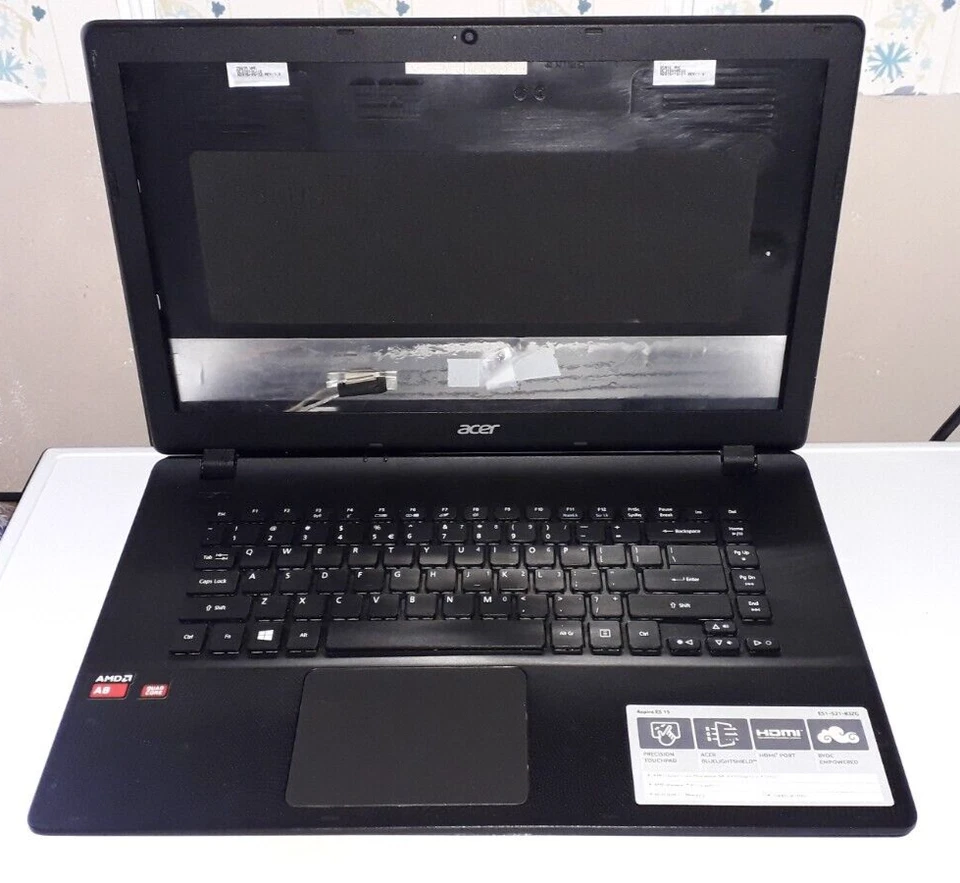 ACER ES1-521-83ZG  HS - VENDU POUR PIECE, EN ETAT POUR CARTE MERE, OU PROCESSEUR - Photo 1/4